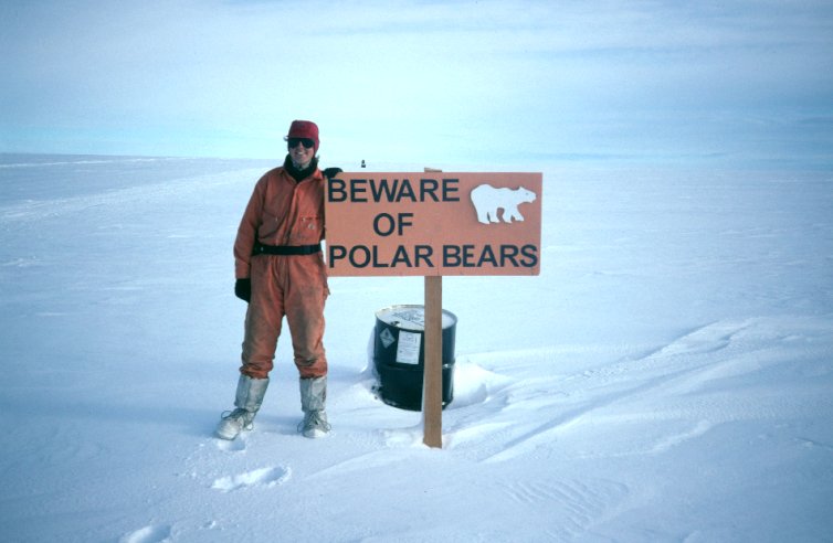 'Beware of Polar Bears' sign, creek 6 drumline (leaving Halley)