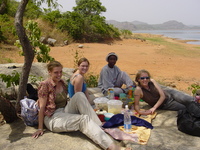 Chantal, Gina, Kate and Ilse around our picnic at Usuma Dam